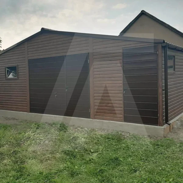 Garaż blaszany drewnopodobny Orzech 9 x 5 dwuspadowy